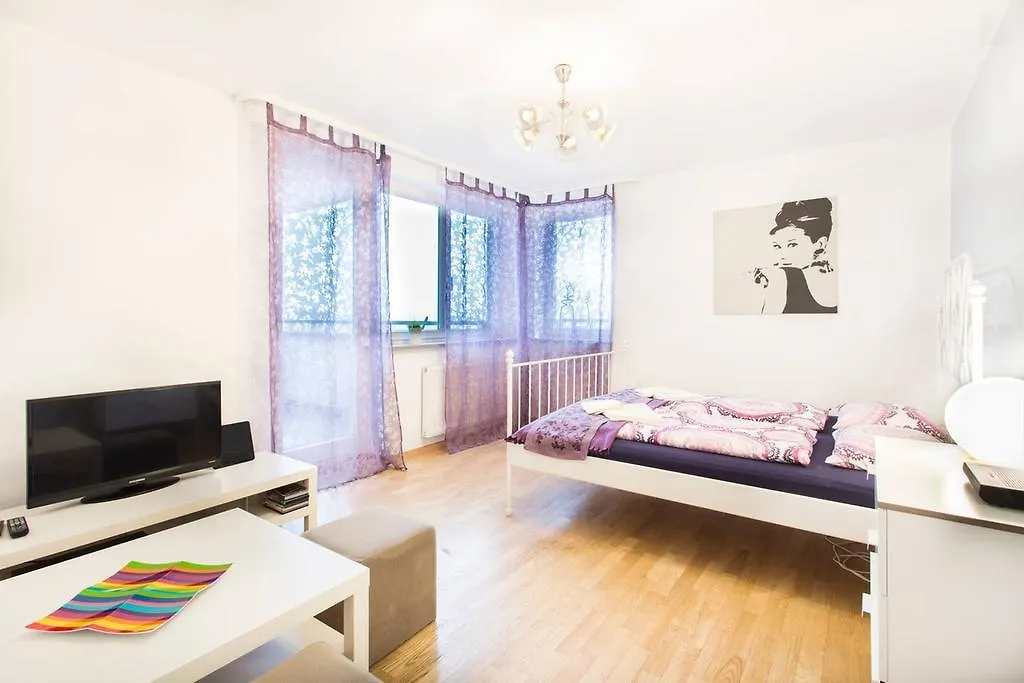크라쿠프 Apartament Skyfall 아파트